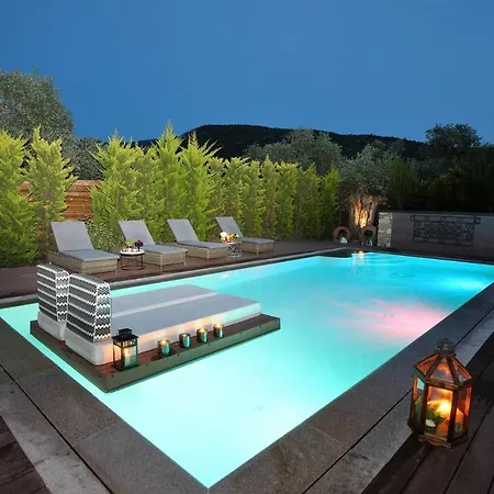 Villa Byblos Luxury Villas Byblos Chateau Villa Prínos
